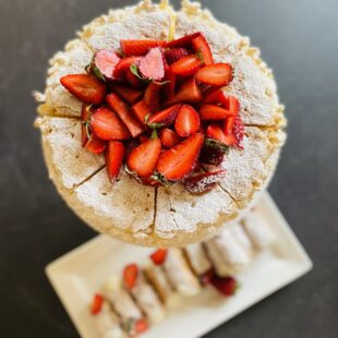 Pavlova tort 1,2 kg!